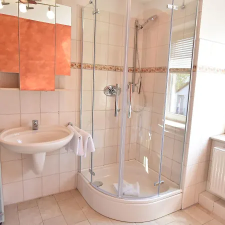 Ferienhaus Strandnahes Ferienhaus Ostseebad Kühlungsborn