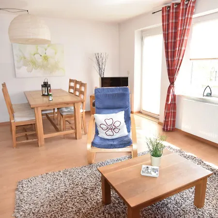 Strandnahes Ferienhaus Holiday home Kuehlungsborn